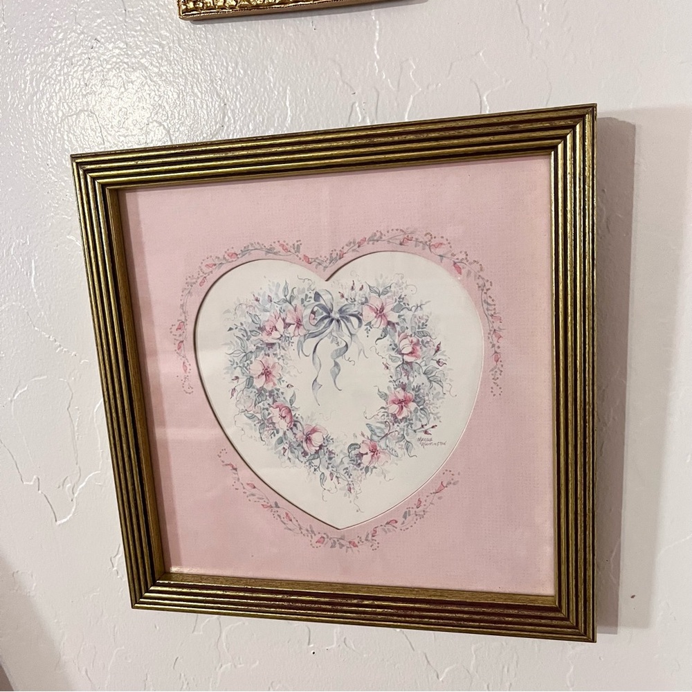 Early 2000s Home Interiors Picture frame heart pink gold floral